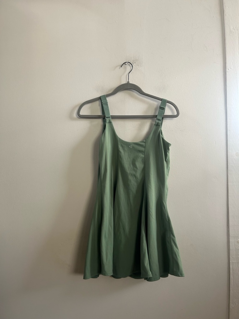 Blogilates Women's Romance Run Dress Olive Green medium - Picture 4 of 4